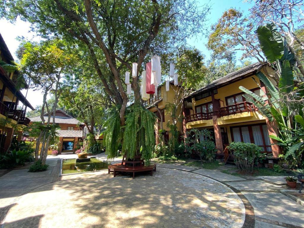 Baan Talay Dao Resort HHQ Buitenkant foto
