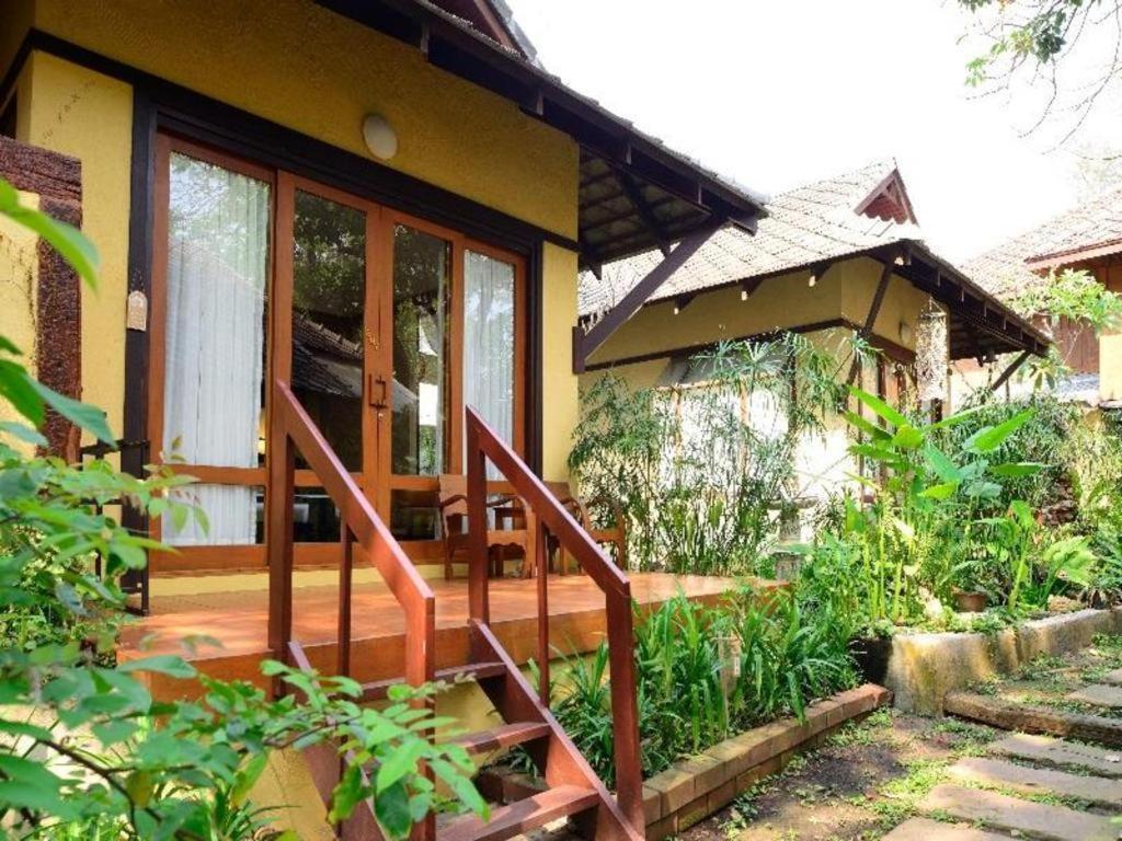 Baan Talay Dao Resort HHQ Buitenkant foto