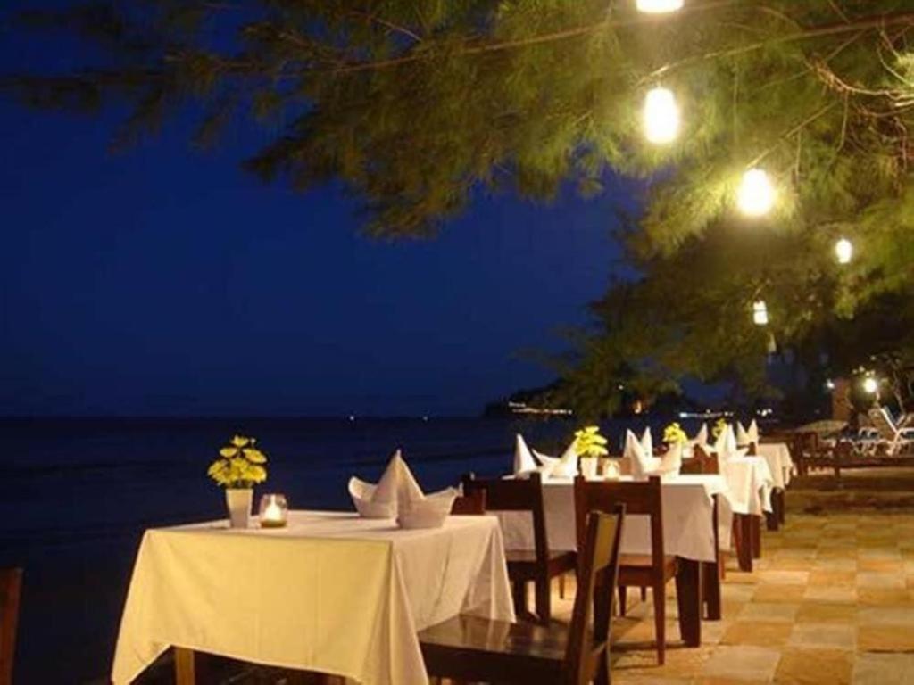 Baan Talay Dao Resort HHQ Buitenkant foto